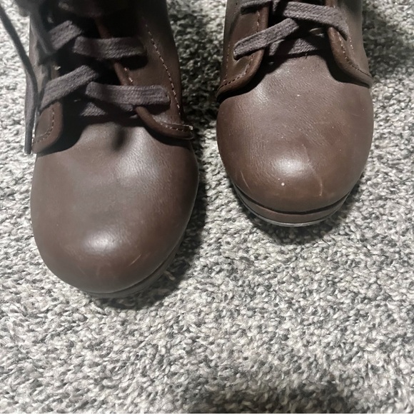 Madden Girl Brown Booties size 7 - Picture 4 of 7